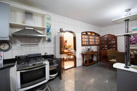 Casa à venda com 397m², 5 quartos e 3 vagasCozinha