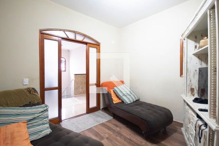 Sala de TV de casa à venda com 5 quartos, 397m² em Jardim das Flores, Osasco