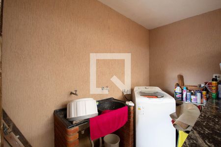 Casa à venda com 397m², 5 quartos e 3 vagasÁrea de Serviço