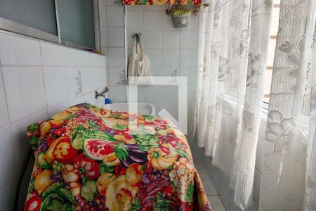 Apartamento para alugar com 80m², 2 quartos e 1 vagaÁrea de Serviço