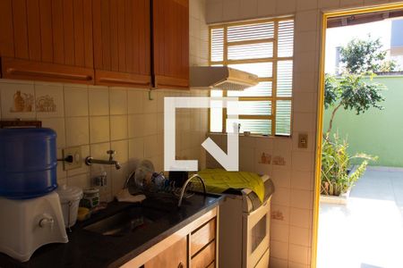 Casa à venda com 250m², 4 quartos e 3 vagas