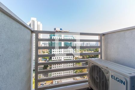 Sacada de apartamento à venda com 1 quarto, 32m² em Alphaville Industrial, Barueri