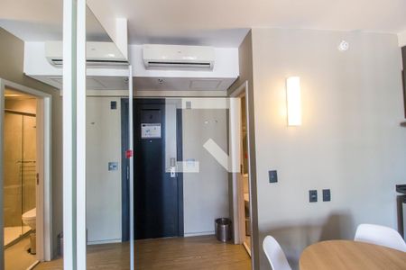 Apartamento à venda com 32m², 1 quarto e 1 vagaEntrada