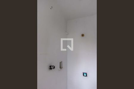 Apartamento para alugar com 86m², 2 quartos e sem vaga Apartamento para alugar com 86m², 2 quartos e sem vagaBanheiro de Serviço