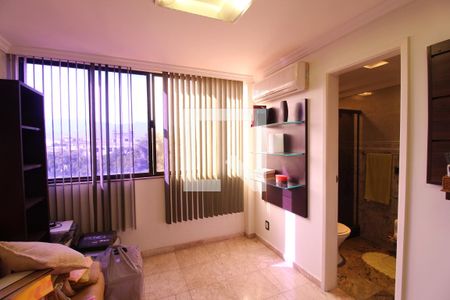 Apartamento à venda com 354m², 4 quartos e 4 vagasSuíte 2