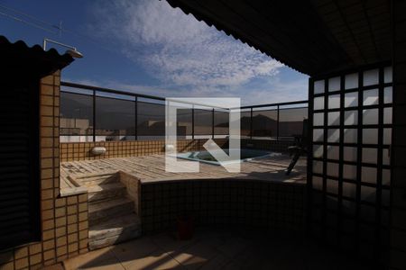 Apartamento à venda com 354m², 4 quartos e 4 vagasTerraço/Piscina