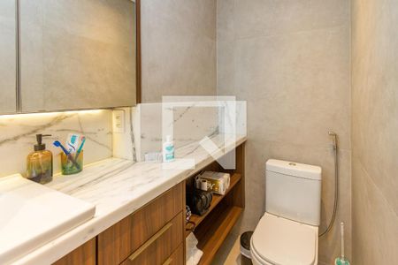 Apartamento à venda com 70m², 1 quarto e 1 vaga Apartamento à venda com 70m², 1 quarto e 1 vagaBanheiro da Suíte