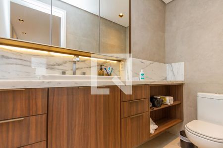 Apartamento à venda com 70m², 1 quarto e 1 vaga Apartamento à venda com 70m², 1 quarto e 1 vagaBanheiro da Suíte