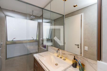 Apartamento à venda com 70m², 1 quarto e 1 vaga Apartamento à venda com 70m², 1 quarto e 1 vagaBanheiro da Suíte