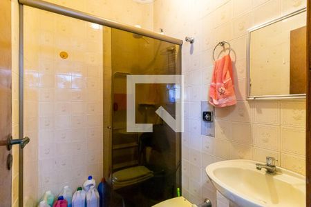 Casa à venda com 900m², 4 quartos e 5 vagasBanheiro de serviço