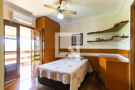 Casa à venda com 900m², 4 quartos e 5 vagasQuarto da suíte 2