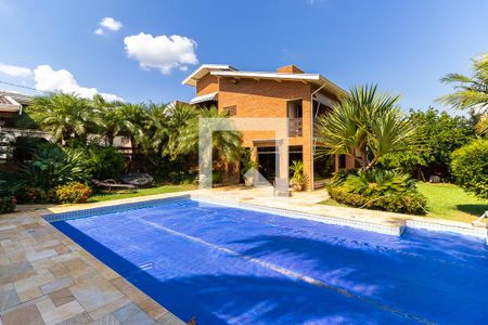 Casa à venda com 900m², 4 quartos e 5 vagasQuintal