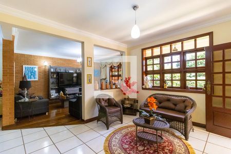 Sala de casa à venda com 4 quartos, 900m² em Cidade Universitária, Campinas