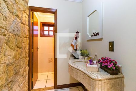 Casa à venda com 900m², 4 quartos e 5 vagasLavabo