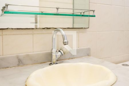 Banheiro Social de apartamento à venda com 3 quartos, 78m² em Vila São Paulo, São Paulo