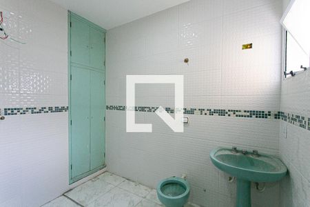 Casa à venda com 180m², 3 quartos e 2 vagas