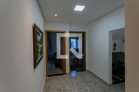 Corredor de casa à venda com 5 quartos, 290m² em Graça, Belo Horizonte