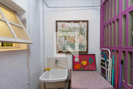 Apartamento à venda com 70m², 2 quartos e 1 vagaÁrea de Serviço