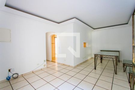 Sala de casa de condomínio para alugar com 3 quartos, 136m² em Vila São Pedro, Santo André