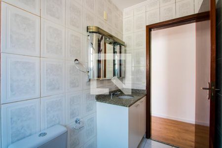 Casa de condomínio para alugar com 136m², 3 quartos e 2 vagas Casa de condomínio para alugar com 136m², 3 quartos e 2 vagasBanheiro social