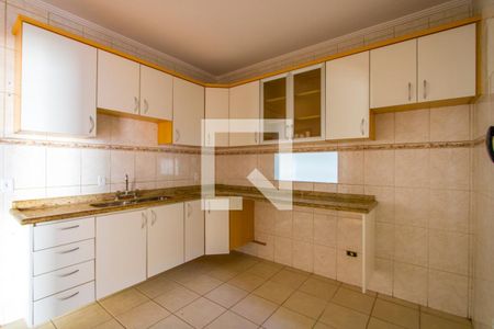 Casa de condomínio para alugar com 136m², 3 quartos e 2 vagas Casa de condomínio para alugar com 136m², 3 quartos e 2 vagasCozinha