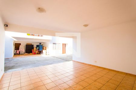 Casa de condomínio para alugar com 136m², 3 quartos e 2 vagas Casa de condomínio para alugar com 136m², 3 quartos e 2 vagasGaragem