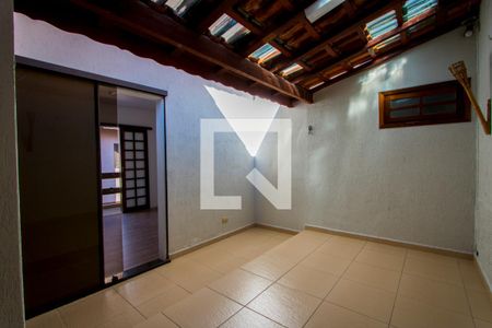 Casa de condomínio para alugar com 136m², 3 quartos e 2 vagas Casa de condomínio para alugar com 136m², 3 quartos e 2 vagasÁrea externa do quarto 1 e 2