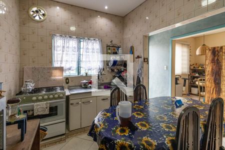 Casa à venda com 216m², 4 quartos e 2 vagasCozinha