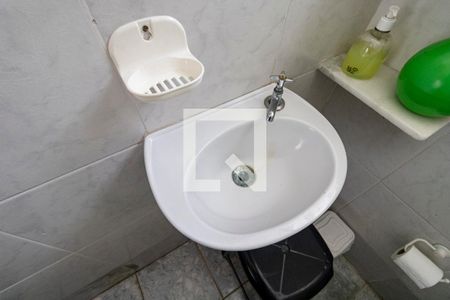 Casa à venda com 216m², 4 quartos e 2 vagasBanheiro 2 - Torneira