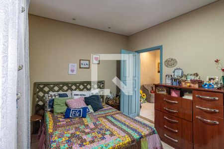 Casa à venda com 216m², 4 quartos e 2 vagasQuarto 2