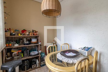 Casa à venda com 216m², 4 quartos e 2 vagasQuarto 4