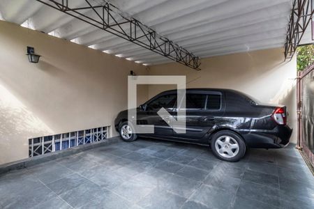 Casa à venda com 216m², 4 quartos e 2 vagasGaragem