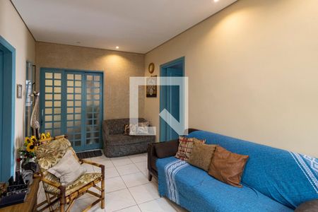 Sala de casa à venda com 4 quartos, 216m² em Vila Natália, São Paulo