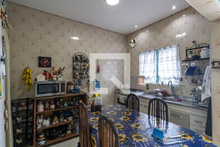 Casa à venda com 216m², 4 quartos e 2 vagasCozinha