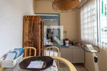 Casa à venda com 216m², 4 quartos e 2 vagasQuarto 4