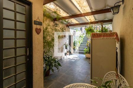 Casa à venda com 216m², 4 quartos e 2 vagasVaranda