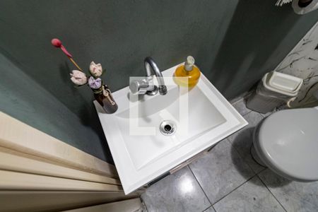 Casa à venda com 216m², 4 quartos e 2 vagasLavabo - Torneira