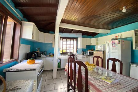 Casa para alugar com 150m², 3 quartos e 2 vagasCozinha