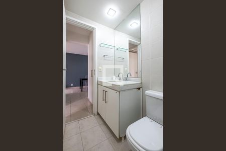 Banheiro  de apartamento para alugar com 1 quarto, 45m² em Jardim Paulista, São Paulo