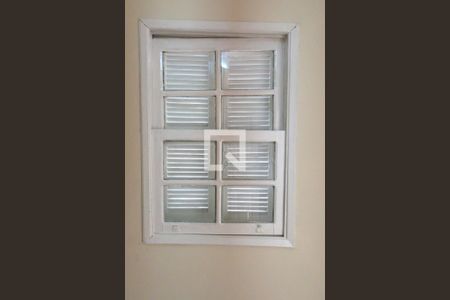 Casa à venda com 128m², 2 quartos e 2 vagasQuarto de Serviço