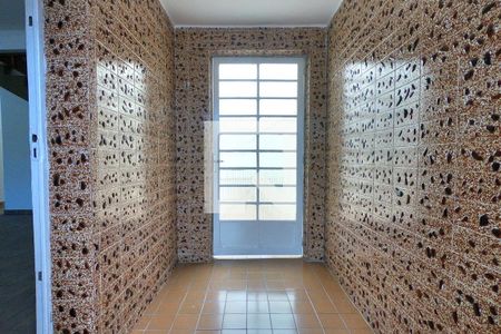 Casa à venda com 128m², 2 quartos e 2 vagasEntrada