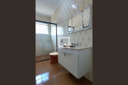 Casa à venda com 128m², 2 quartos e 2 vagasBanheiro 2