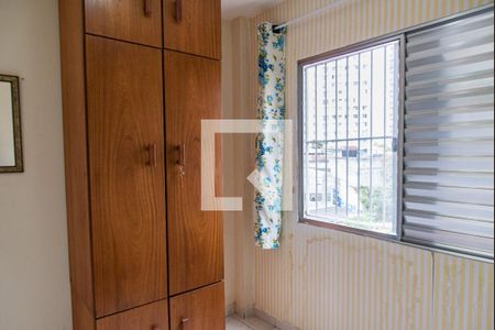 Quarto 1 de apartamento para alugar com 2 quartos, 65m² em Vila Monumento, São Paulo