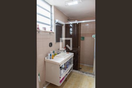 Apartamento para alugar com 65m², 2 quartos e sem vagaBanheiro