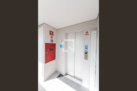 Studio à venda com 28m², 1 quarto e sem vaga Studio à venda com 28m², 1 quarto e sem vagaÁrea comum