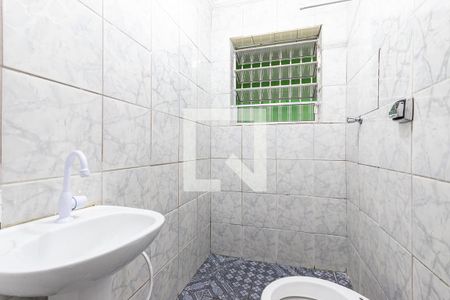 Banheiro  de casa para alugar com 1 quarto, 50m² em Jardim Fernandes, São Paulo