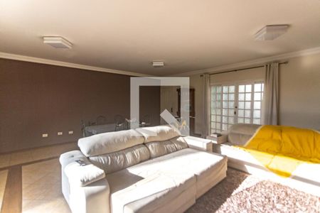 Sala de estar de casa para alugar com 4 quartos, 280m² em Dos Casa, São Bernardo do Campo