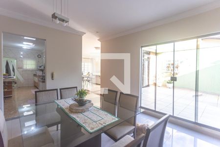 Sala de jantar de casa para alugar com 4 quartos, 280m² em Dos Casa, São Bernardo do Campo