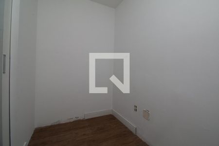 Casa de condomínio à venda com 90m², 3 quartos e sem vaga Casa de condomínio à venda com 90m², 3 quartos e sem vagaCloset