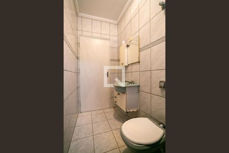 Casa à venda com 263m², 2 quartos e 8 vagas